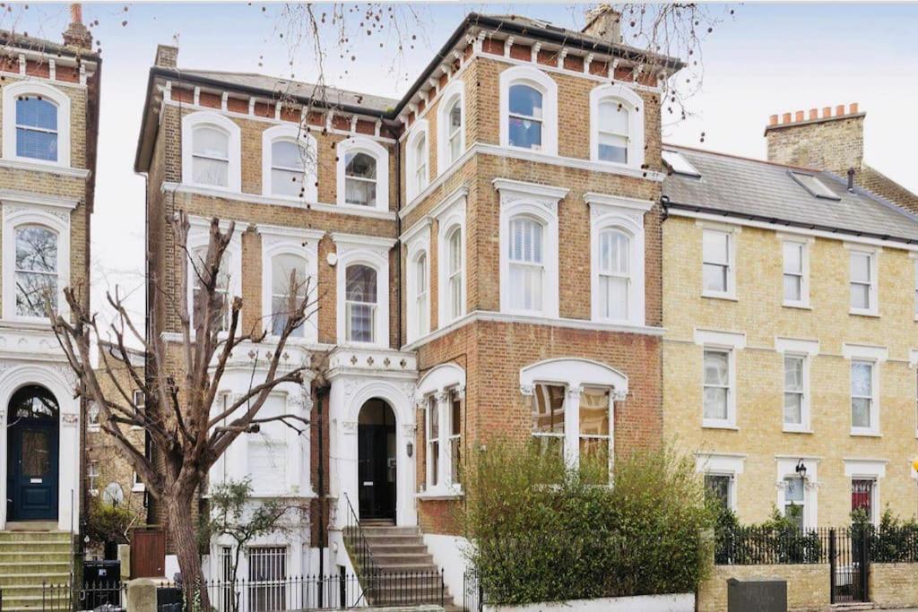 Beautiful 2 Bed/ 2 Bath Notting Hill Garden Flat Lägenhet London Exteriör bild